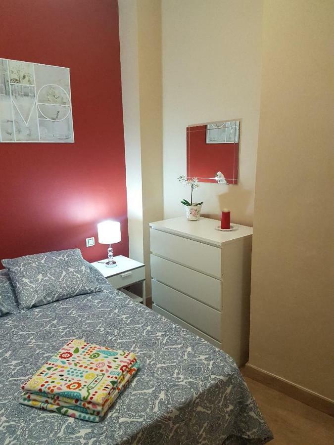 Triana Pureza 1 Apartment เซบีญา ภายนอก รูปภาพ
